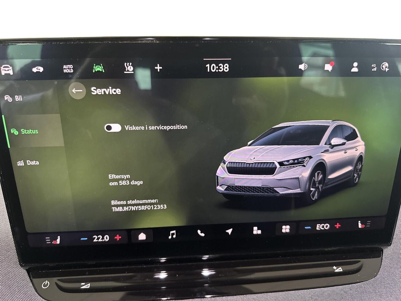 Grå Skoda Enyaq fra 2024