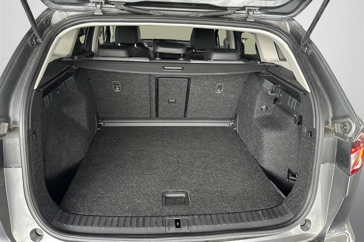 Grå Skoda Enyaq fra 2024