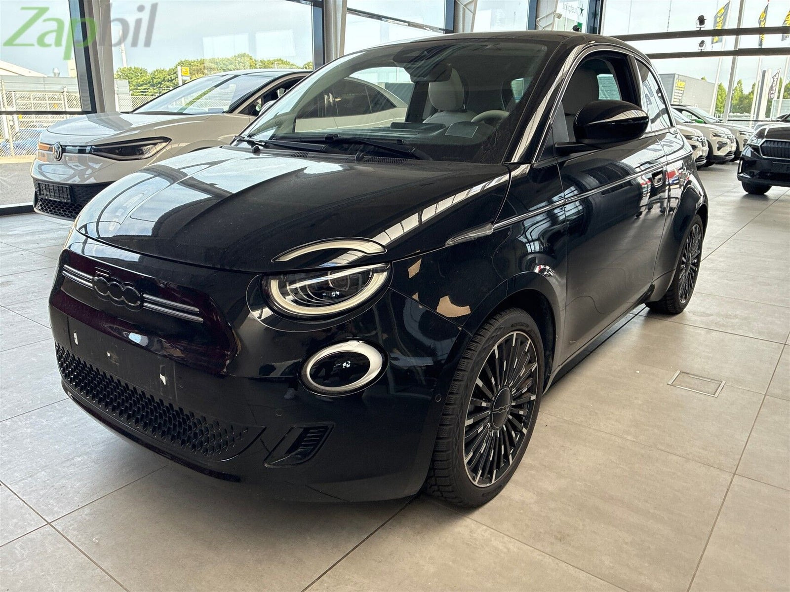 Fiat 500e 42 la Prima 3+1