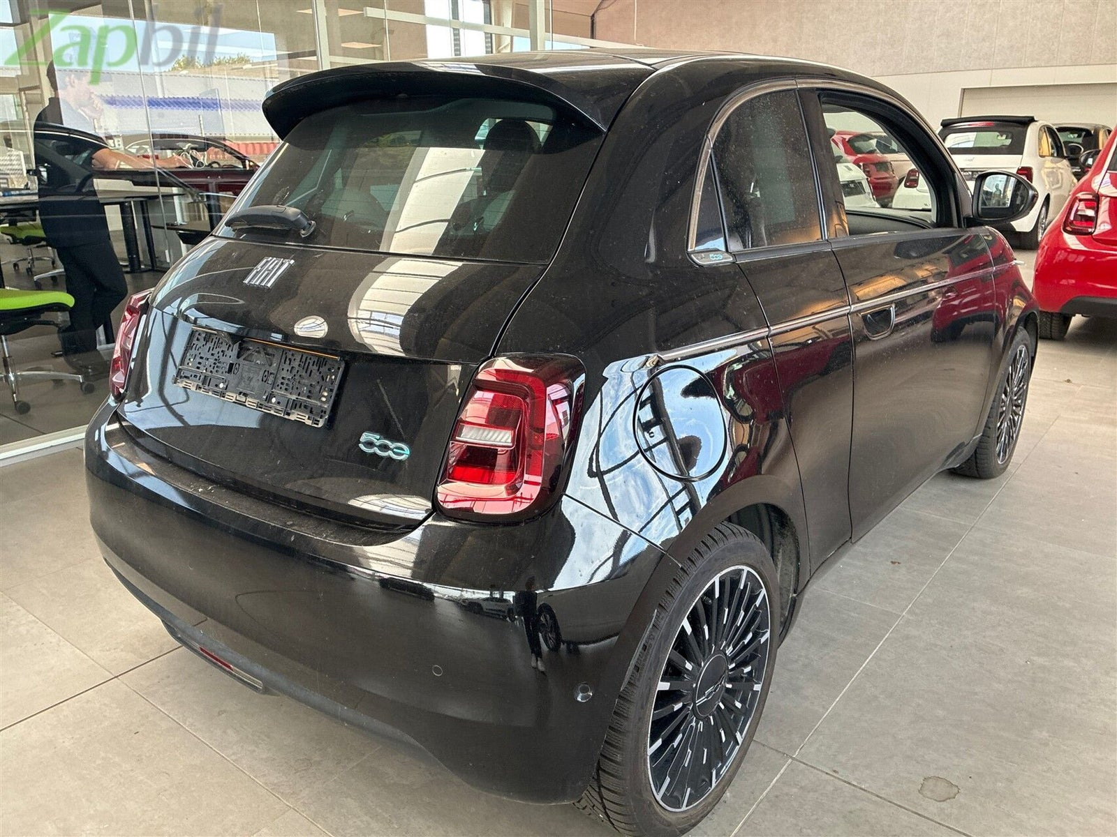 Sort Fiat 500e fra 2024