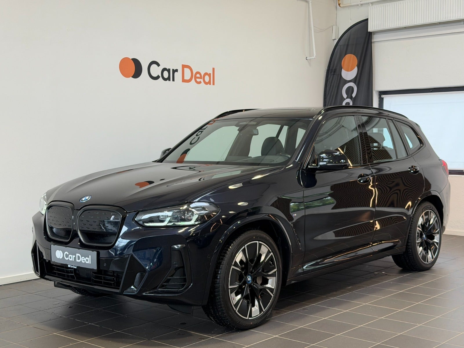 BMW iX3 Charged Plus M-Sport