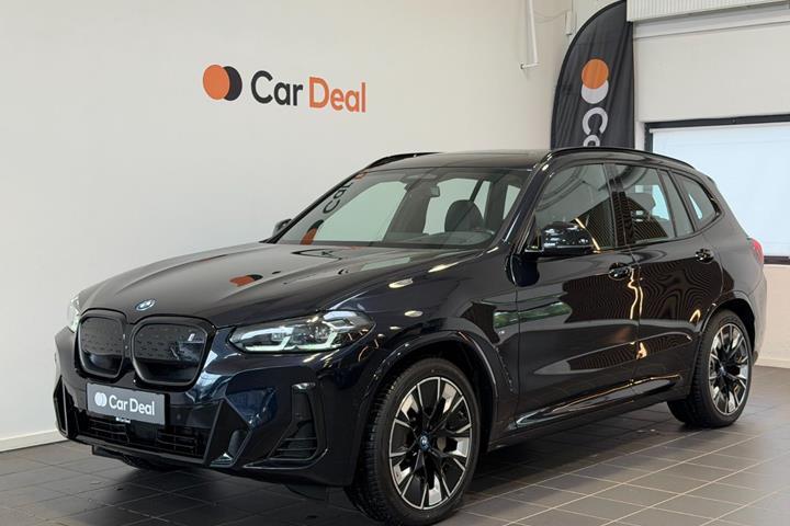 Sort BMW iX3 fra 2022