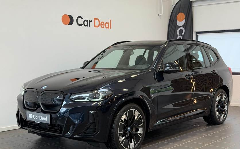 BMW iX3 Charged Plus M-Sport