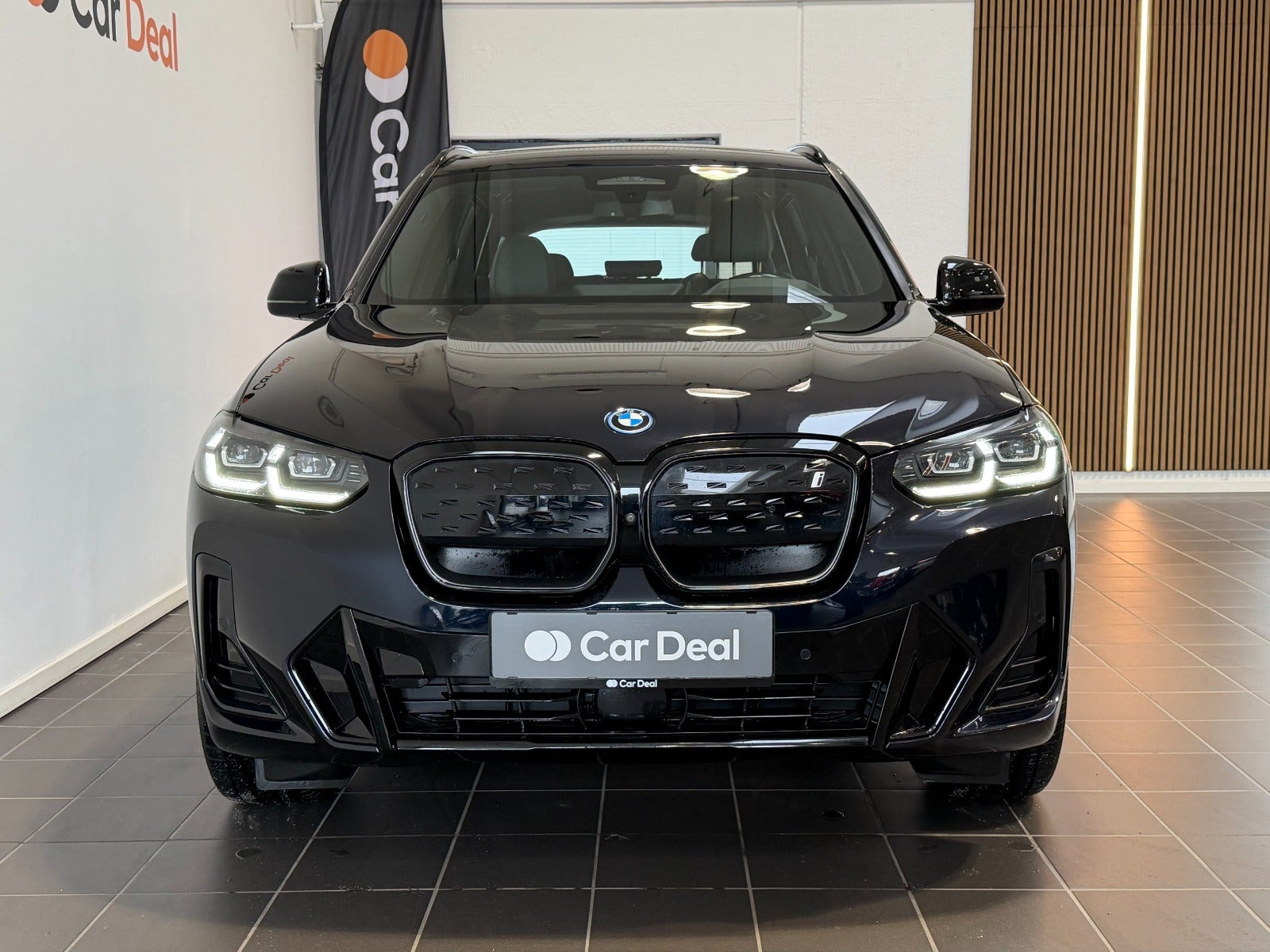 Sort BMW iX3 fra 2022
