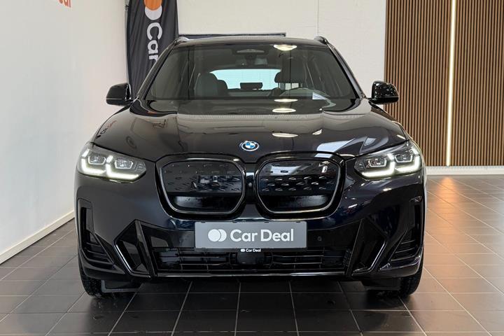 Sort BMW iX3 fra 2022