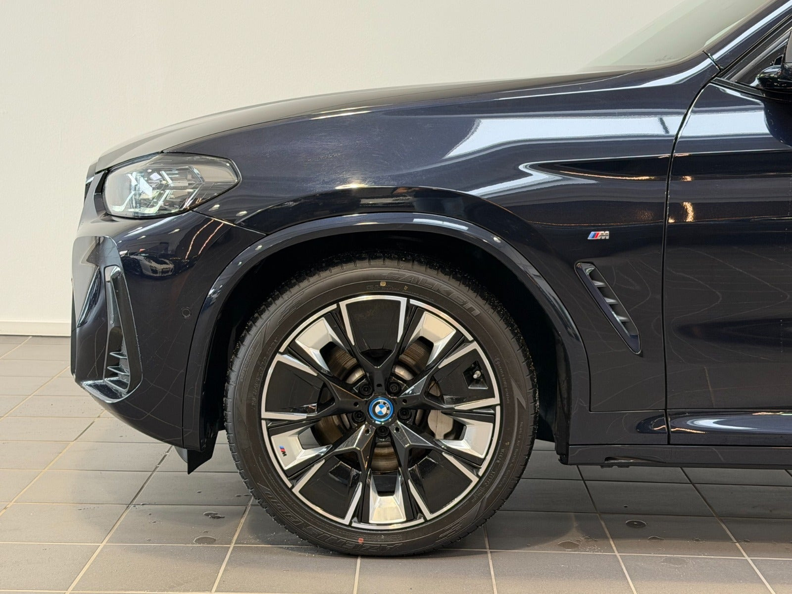Sort BMW iX3 fra 2022
