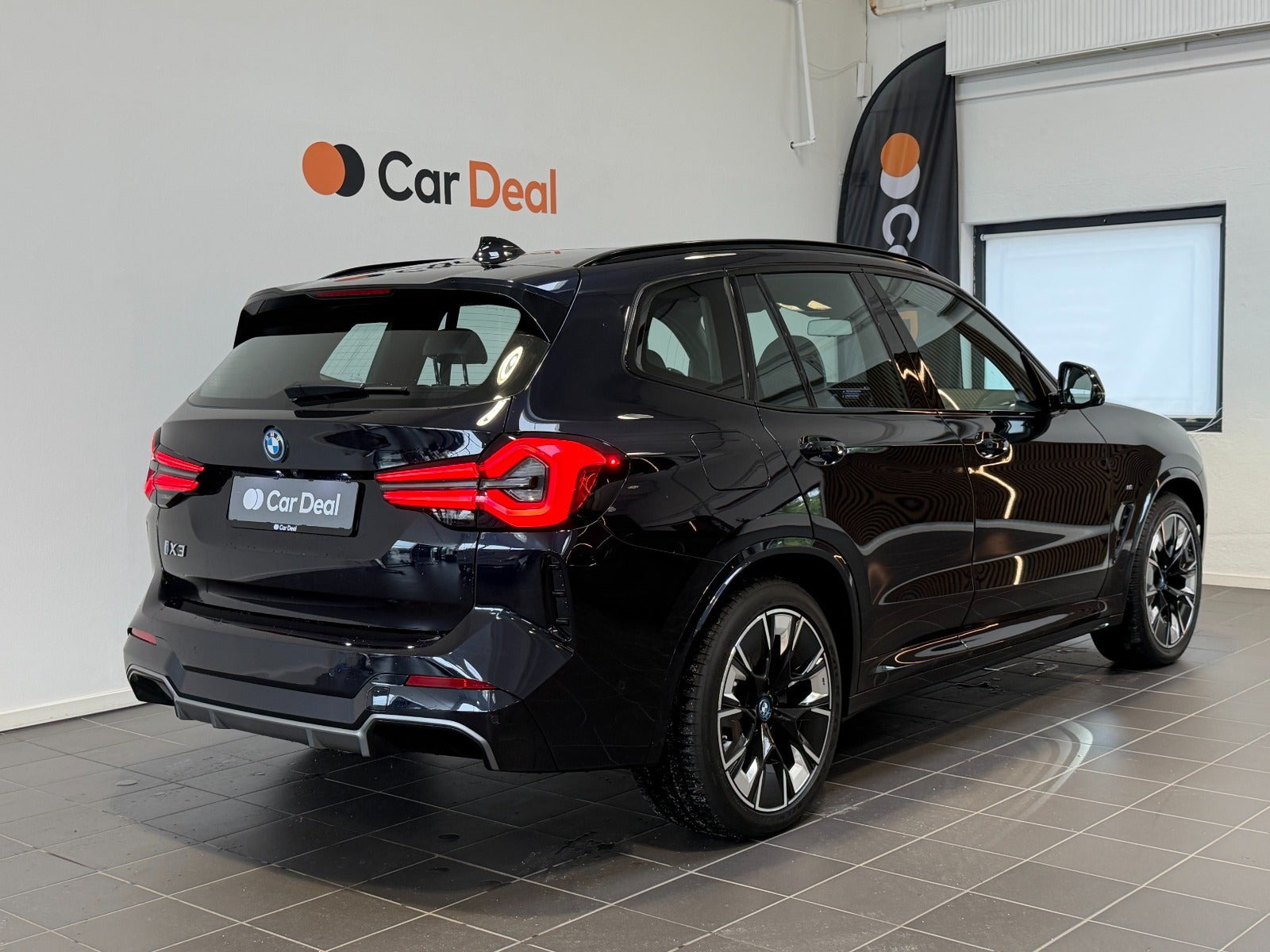 Sort BMW iX3 fra 2022