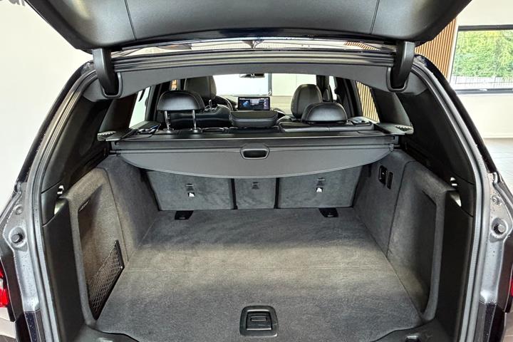 Sort BMW iX3 fra 2022
