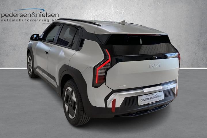 Grå Kia EV3 fra 2026