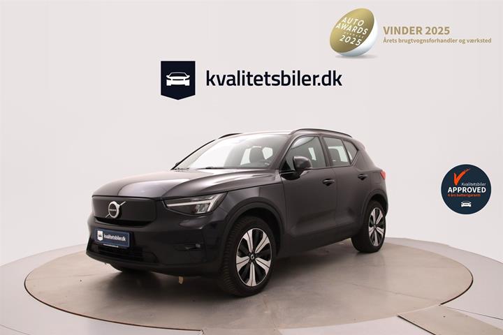 Sort Volvo XC40 fra 2023