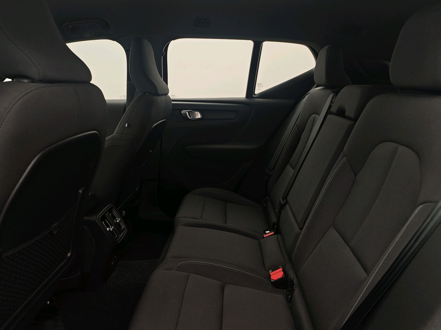 Sort Volvo XC40 fra 2023