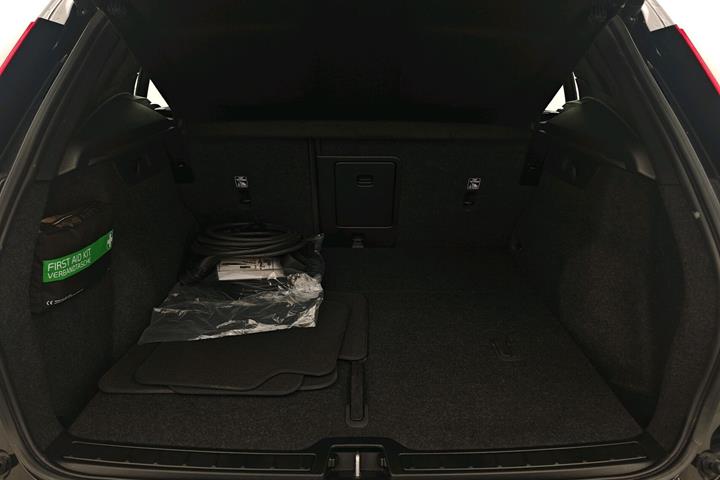 Sort Volvo XC40 fra 2023