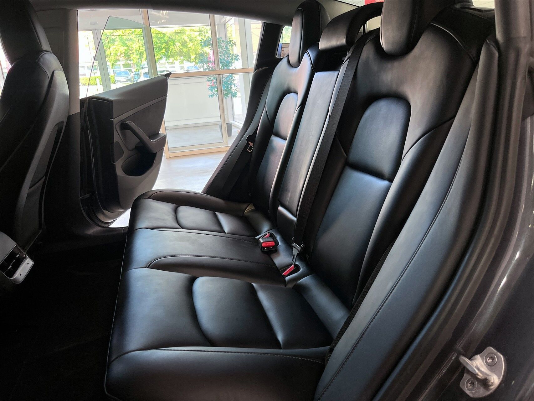 Tesla Model 3 Standard Range Plus, 325ps, 2021