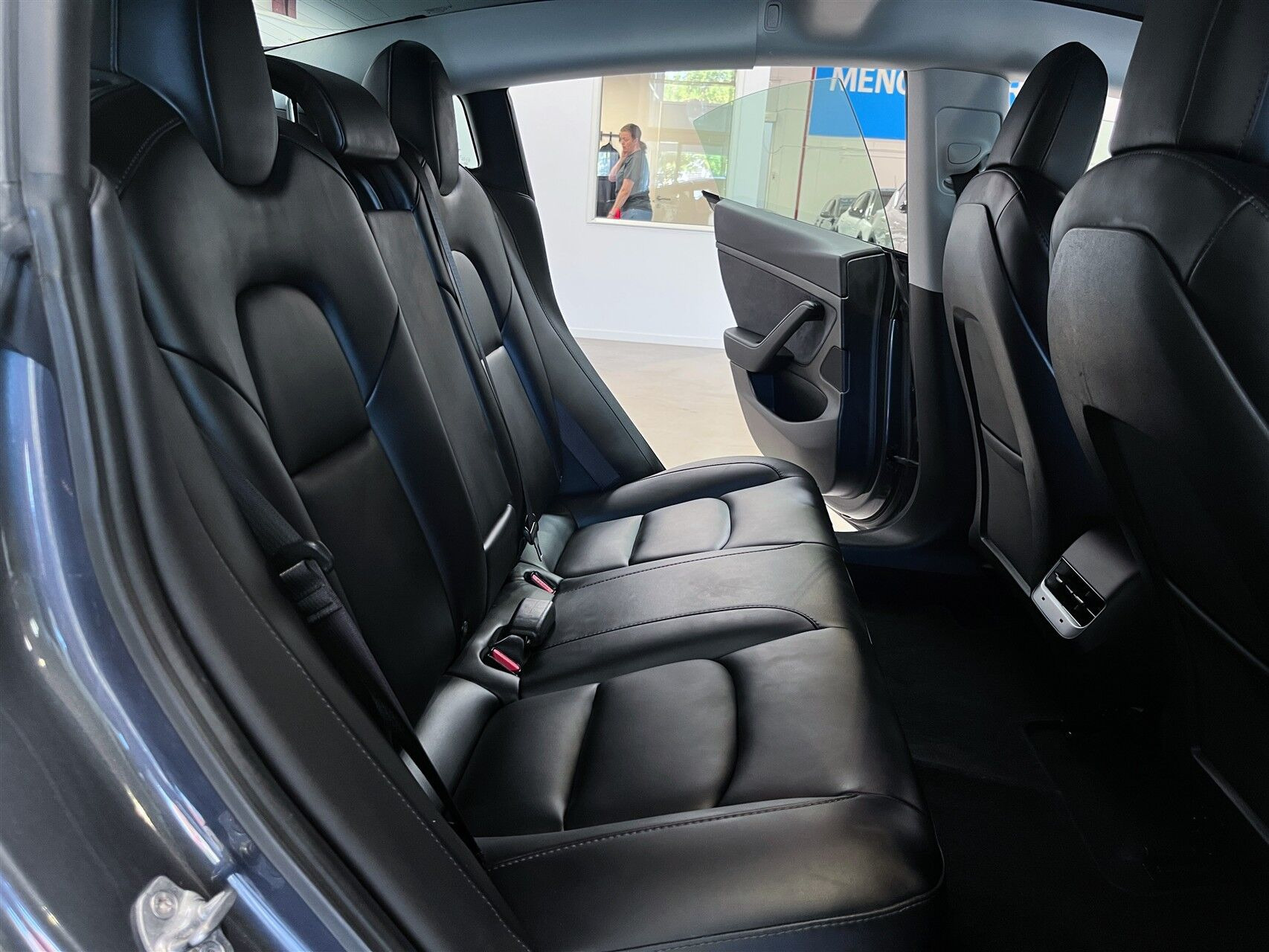 Tesla Model 3 Standard Range Plus, 325ps, 2021