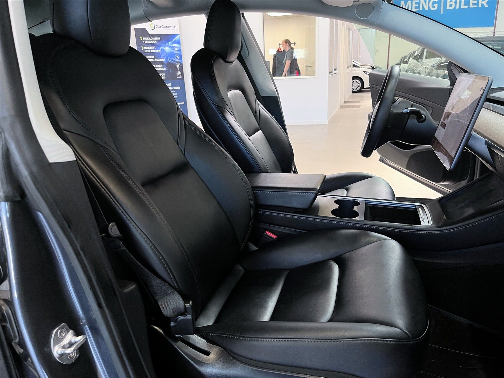 Tesla Model 3 Standard Range Plus, 325ps, 2021