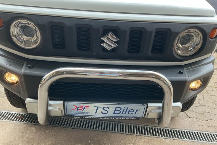 Hvid Suzuki Jimny fra 2020