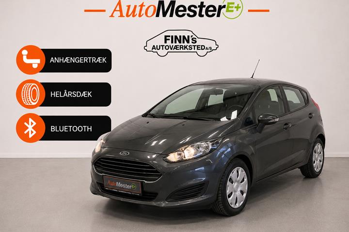 Grå Ford Fiesta fra 2015 set udefra