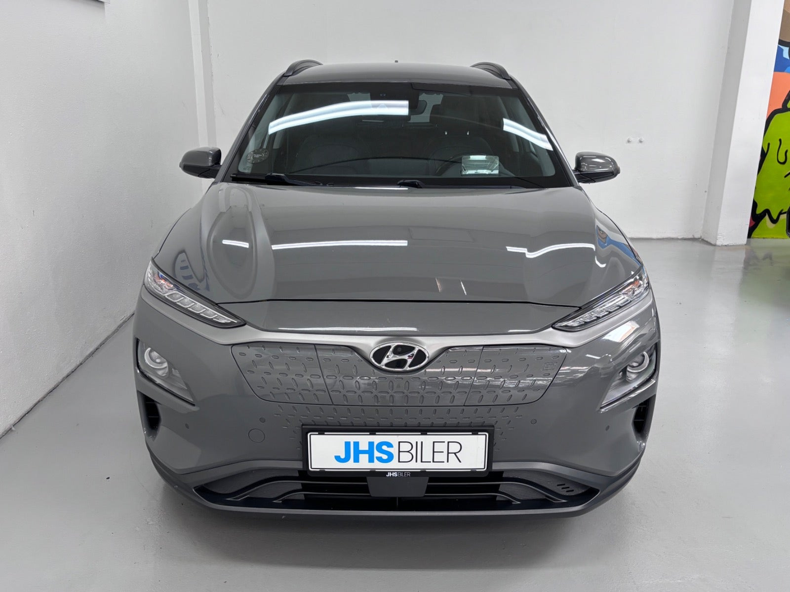Grå Hyundai Kona fra 2020