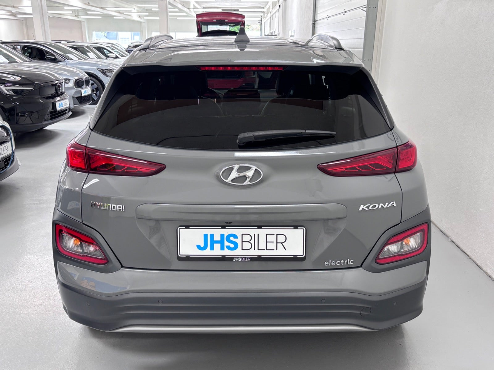 Grå Hyundai Kona fra 2020