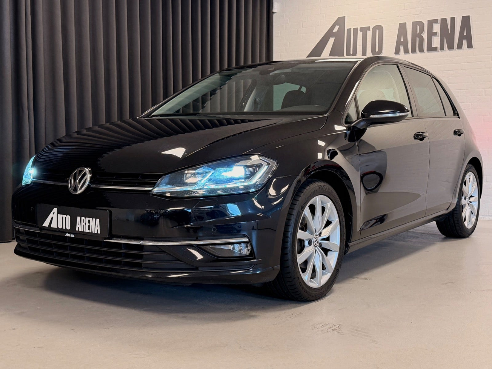 Sort VW Golf VII fra 2018