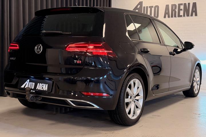 Sort VW Golf VII fra 2018