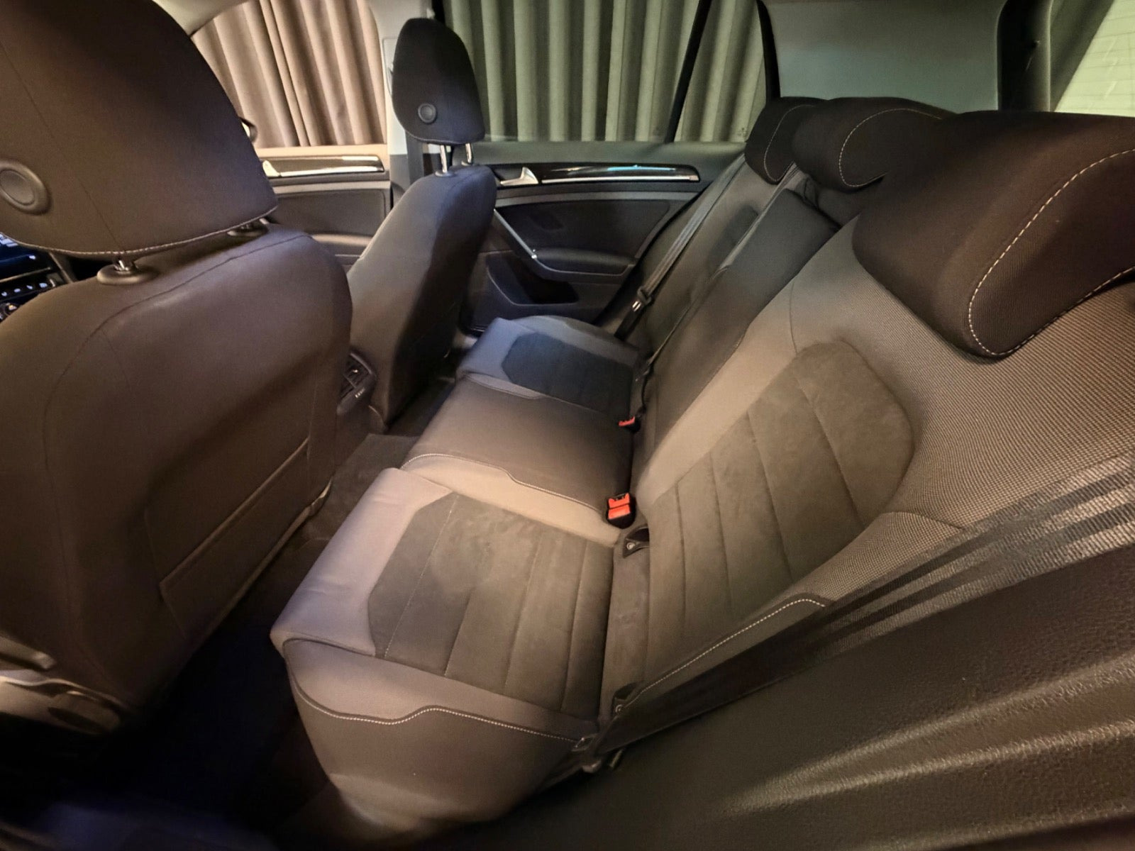 Sort VW Golf VII fra 2018