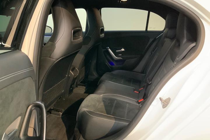 Hvid Mercedes A250 e fra 2020