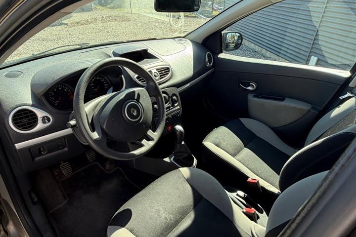 undefined Renault Clio III fra 2012