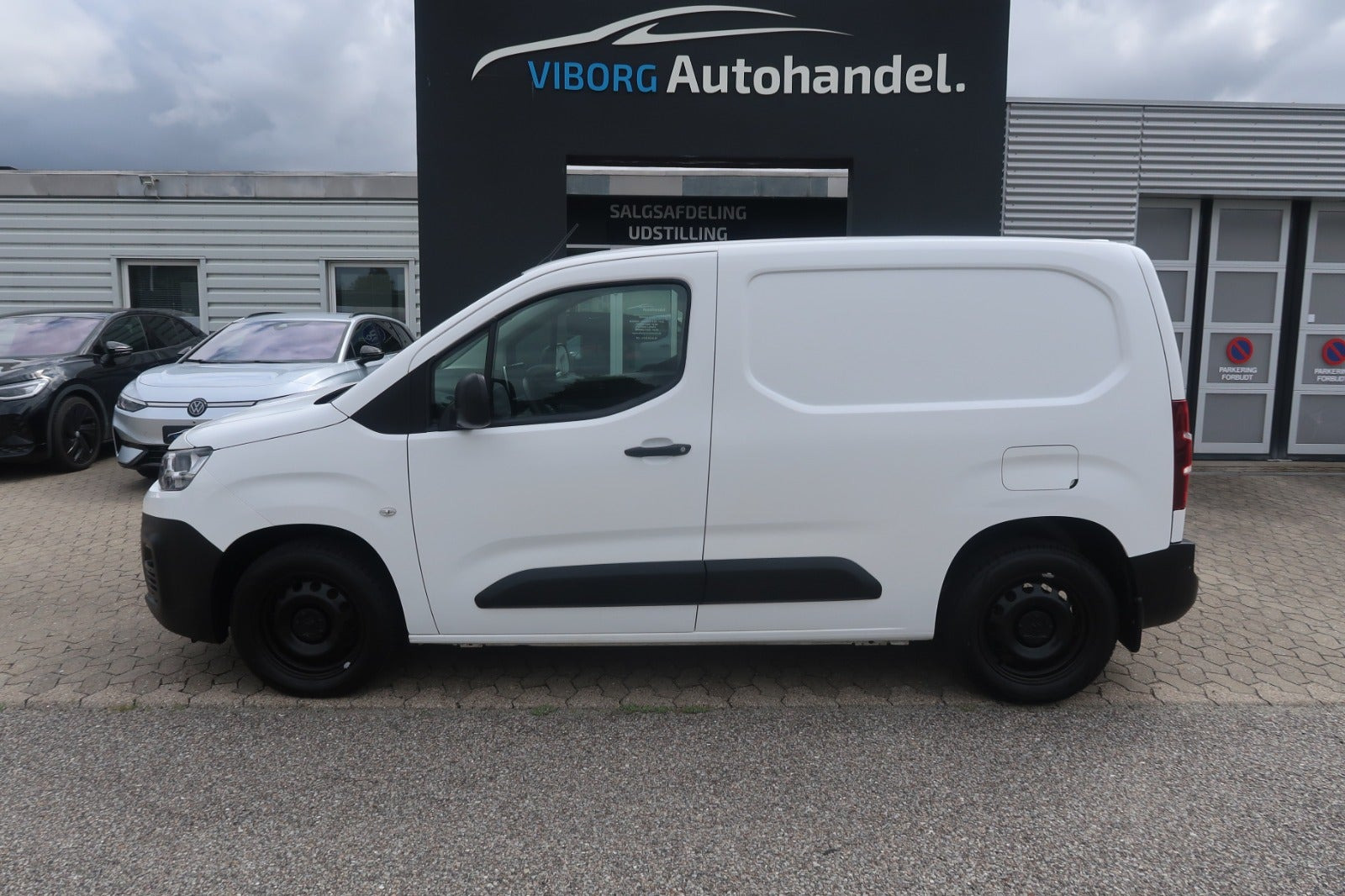 Hvid Citroën Berlingo fra 2020