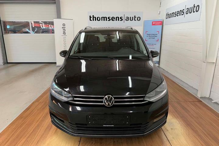 Sort VW Touran fra 2021