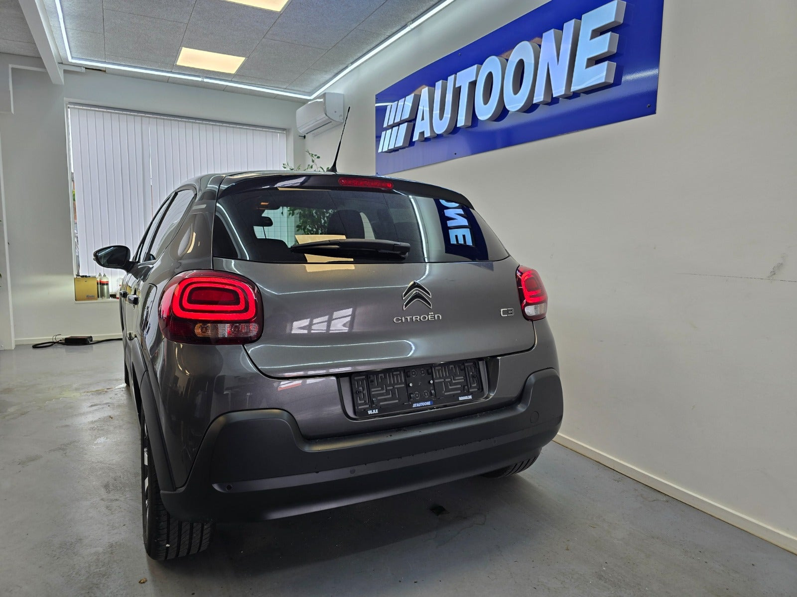 Grå Citroën C3 fra 2021