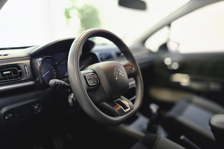 Grå Citroën C3 fra 2021