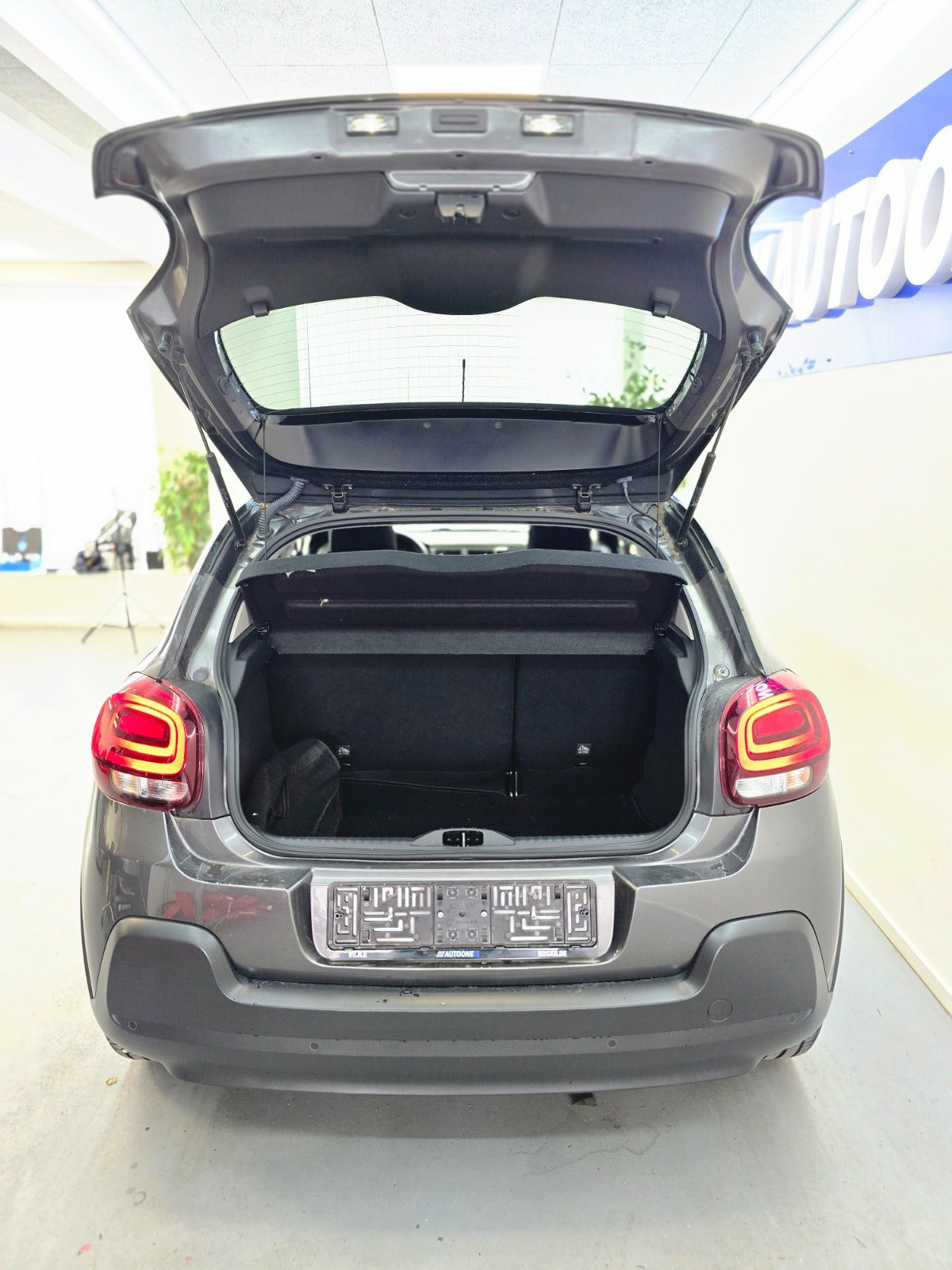 Grå Citroën C3 fra 2021