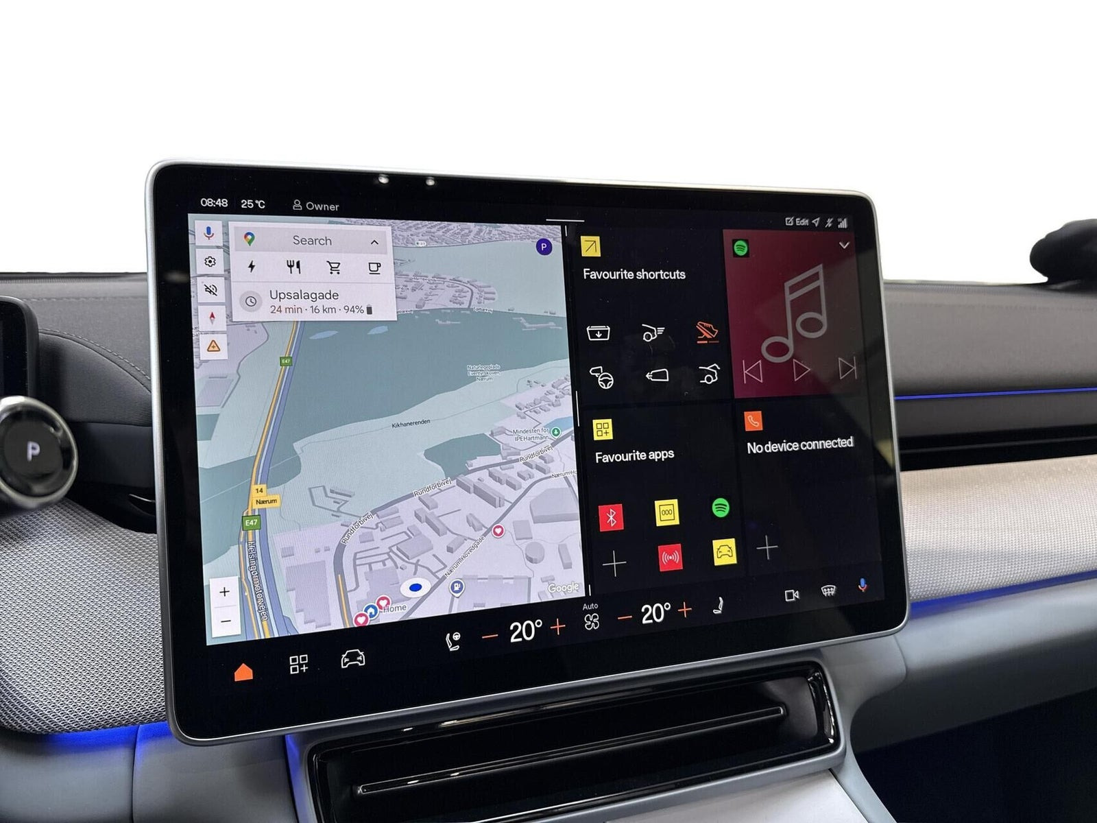 Hvid Polestar 4 fra 2024