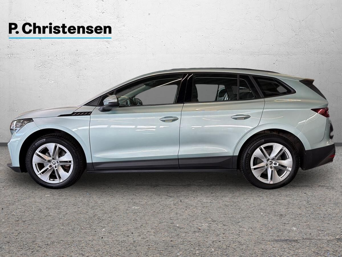 Sølv Skoda Enyaq fra 2023