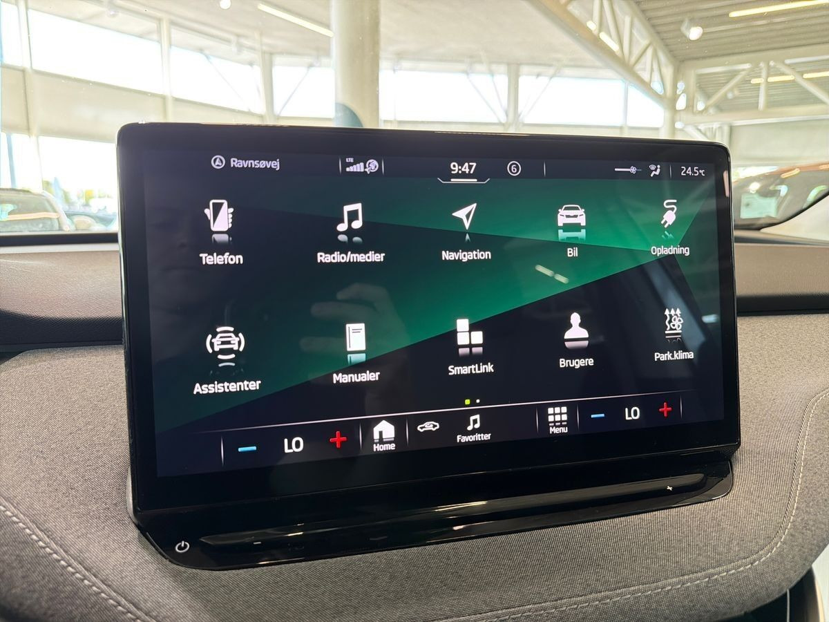 Sølv Skoda Enyaq fra 2023