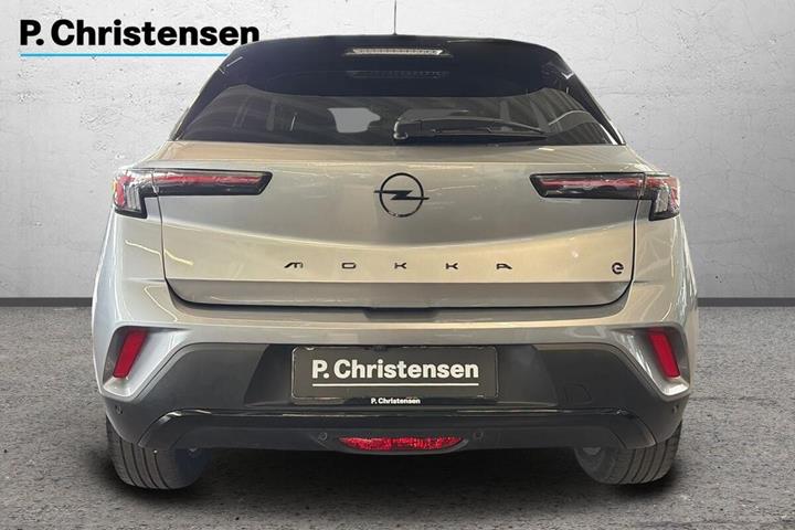 Grå Opel Mokka-e fra 2024