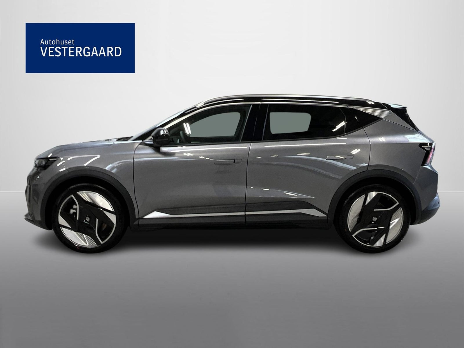 Grå Renault Scenic E-Tech fra 2025