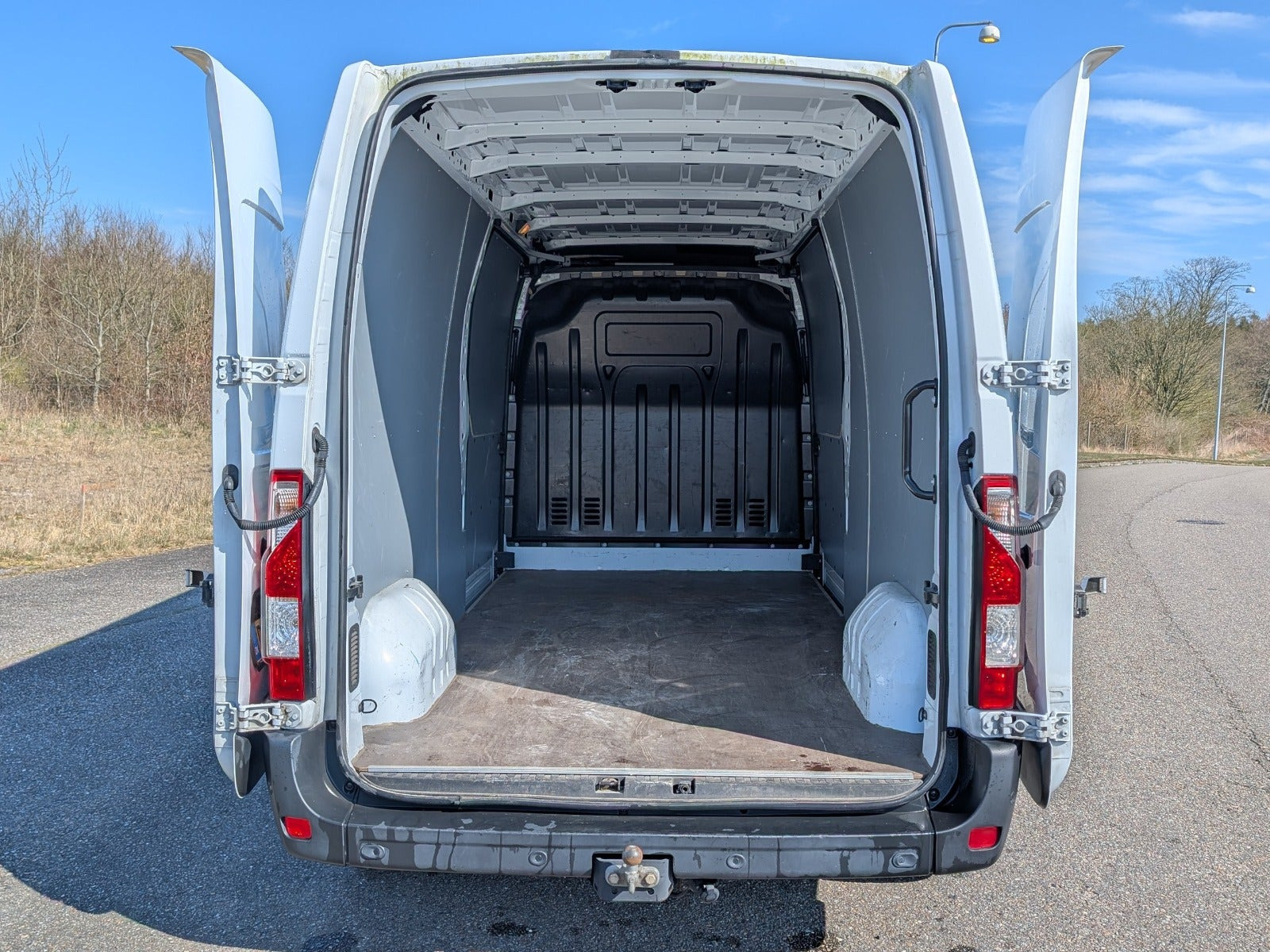 Hvid Renault Master IV T35 fra 2022