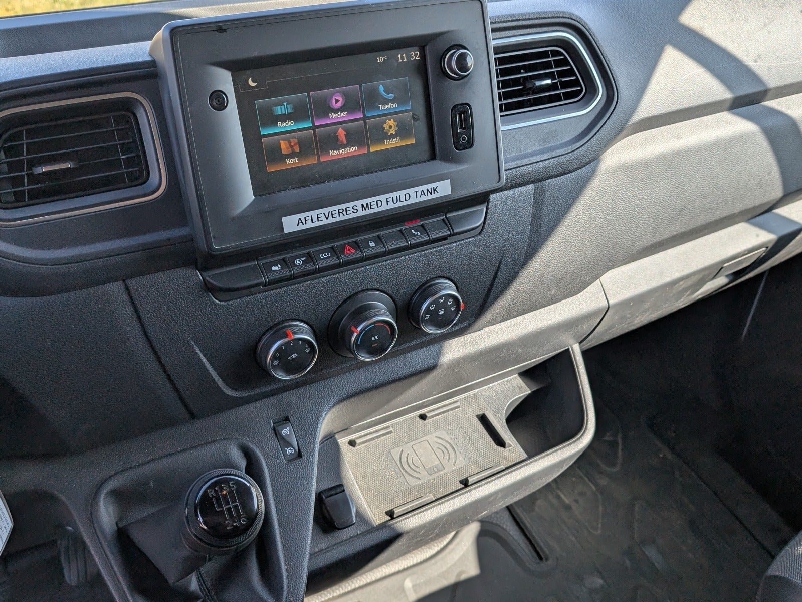 Hvid Renault Master IV T35 fra 2022