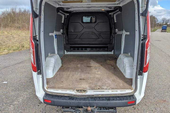Hvid Ford Transit Custom 320 L1 fra 2022