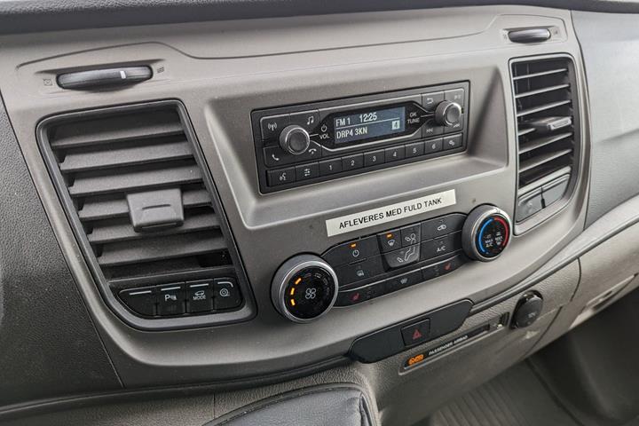 Hvid Ford Transit Custom 320 L1 fra 2022