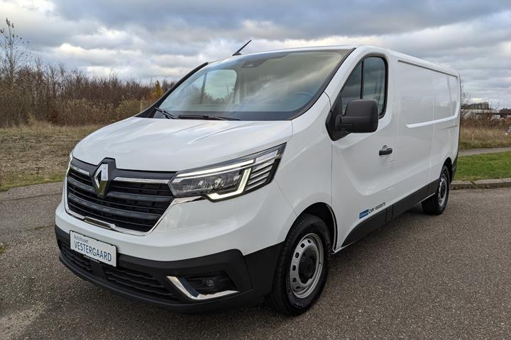 Hvid Renault Trafic fra 2022