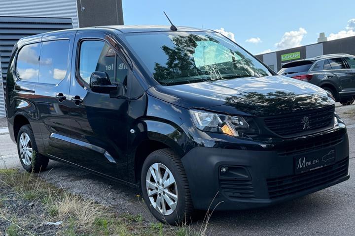 Sort Peugeot Partner fra 2020