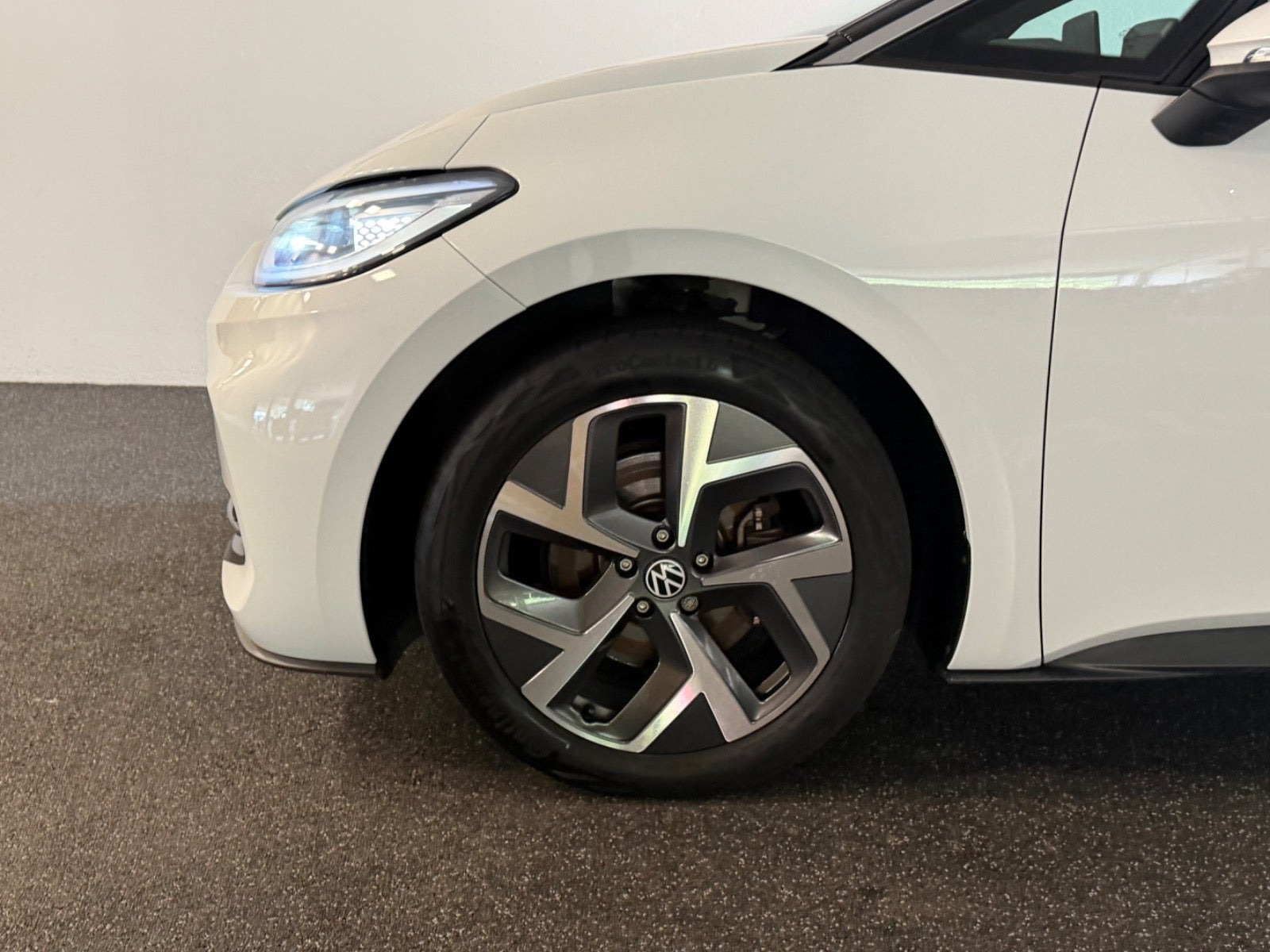Hvid VW ID.3 fra 2023