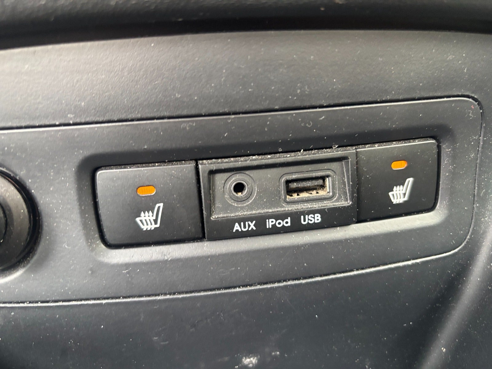Grå Hyundai i20 fra 2014