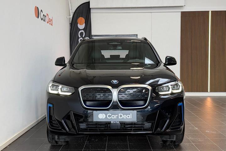 Sort BMW iX3 fra 2023