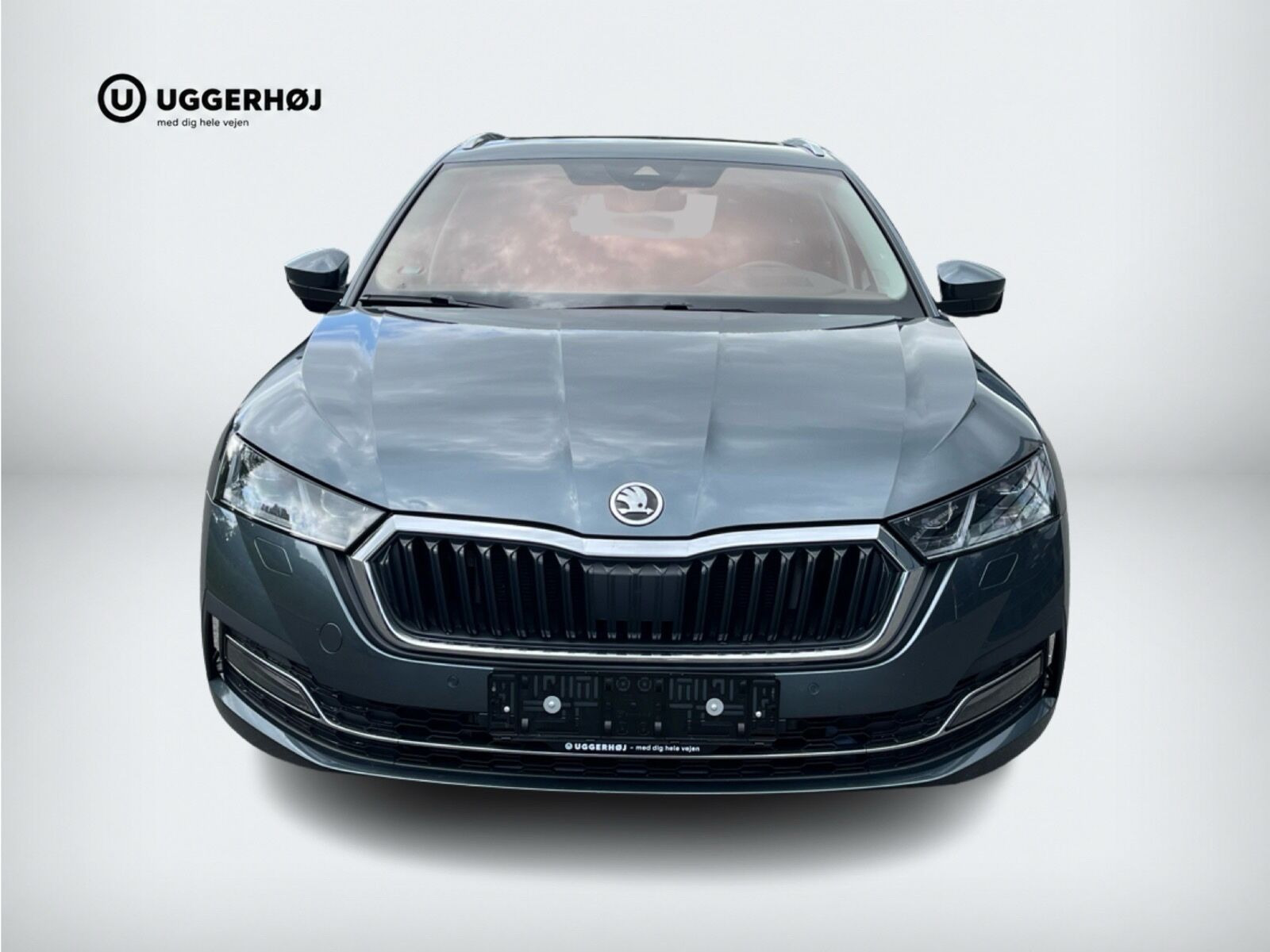 Grå Skoda Octavia fra 2020