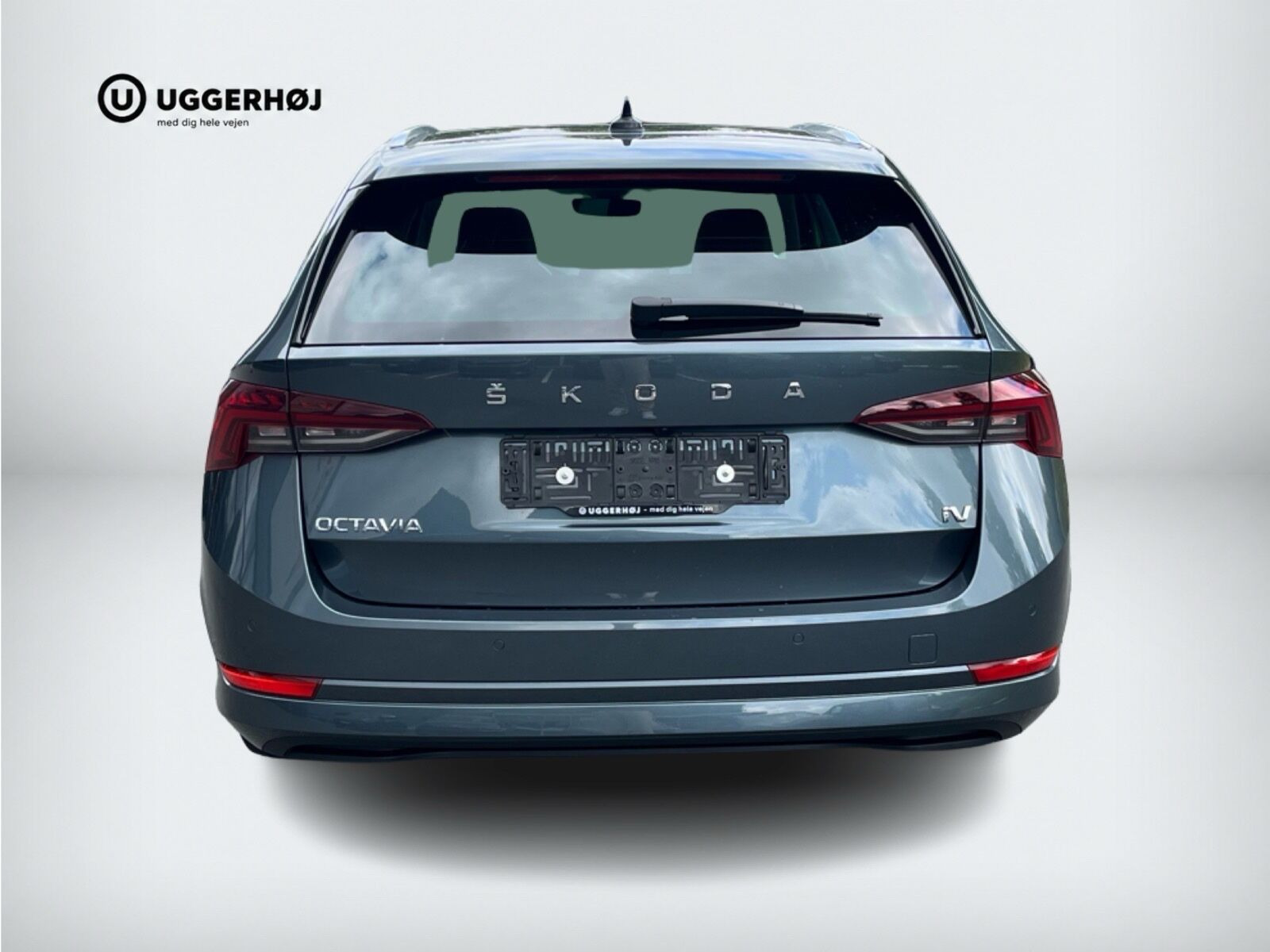 Grå Skoda Octavia fra 2020
