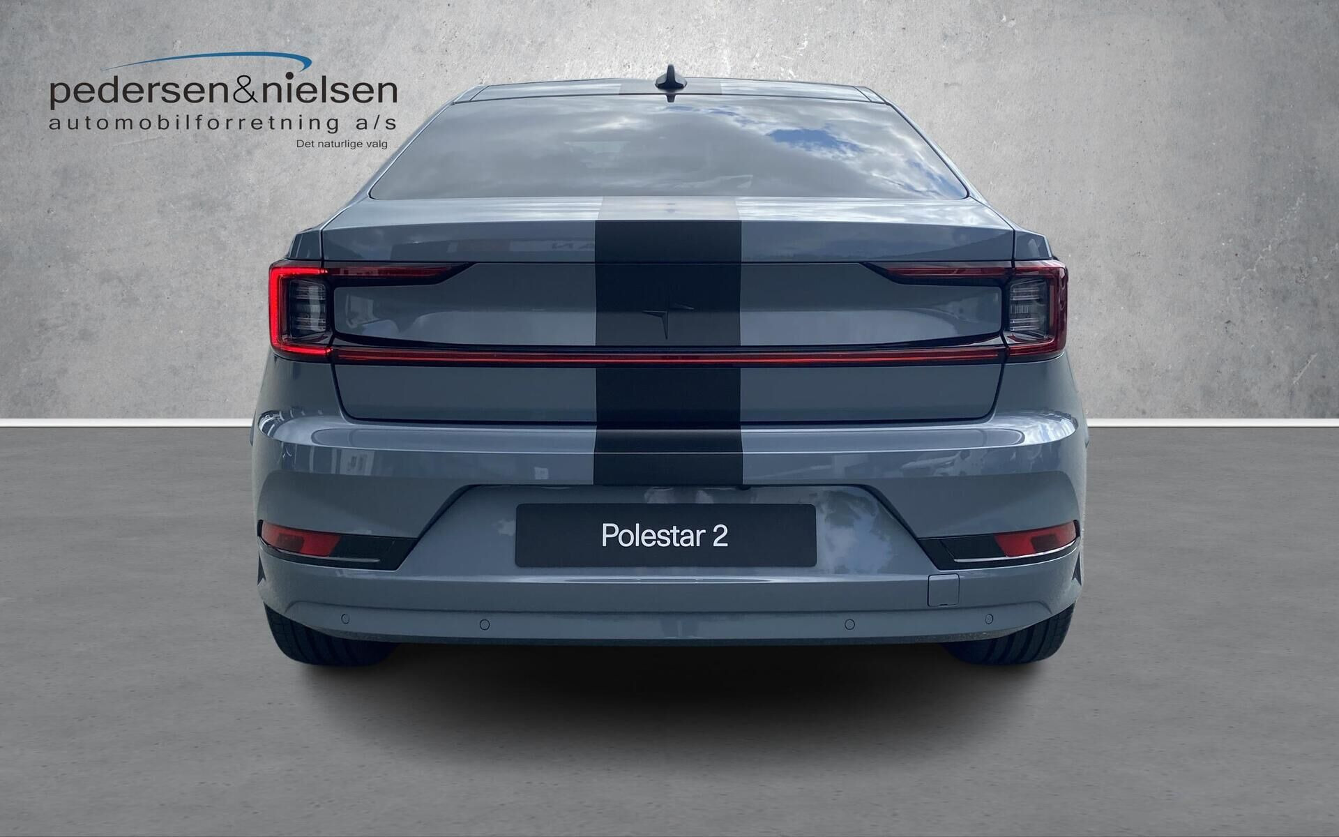 Grå Polestar 2 fra 2022